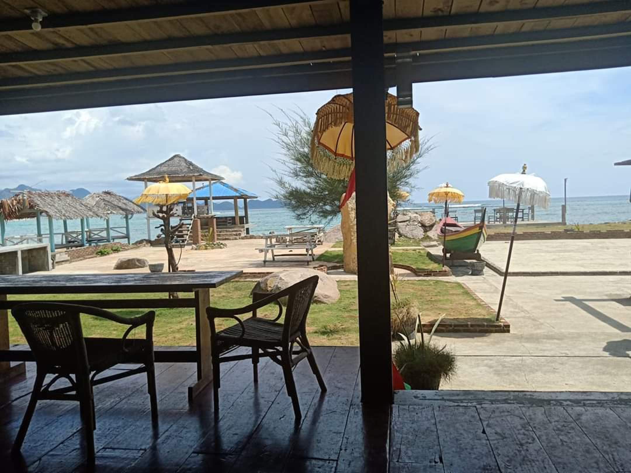 gallery/Restaurant Sea View